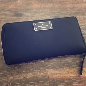 Kate spade nylon wallet, almost new